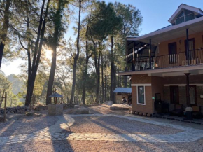 The Lodge at Wah, Kandbari